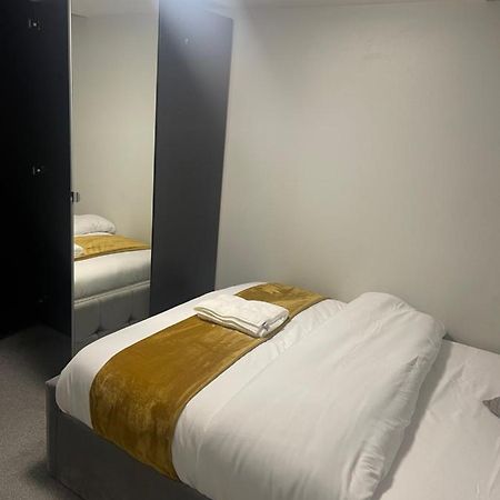 Beautiful En-Suite Bedroom Ipswich Eksteriør bilde