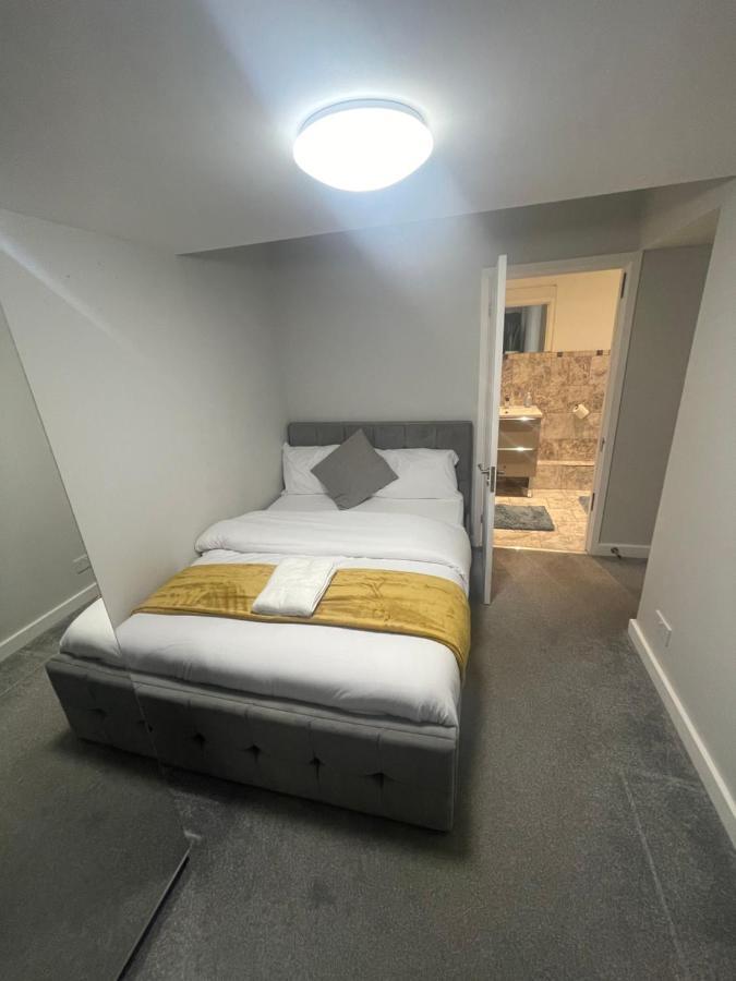 Beautiful En-Suite Bedroom Ipswich Eksteriør bilde